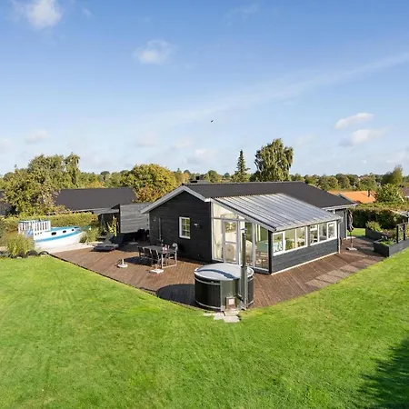 Stunning In With Wifi Holiday home *