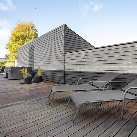 Stunning In With Wifi Holiday home