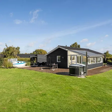 Holiday home Stunning In With Wifi *